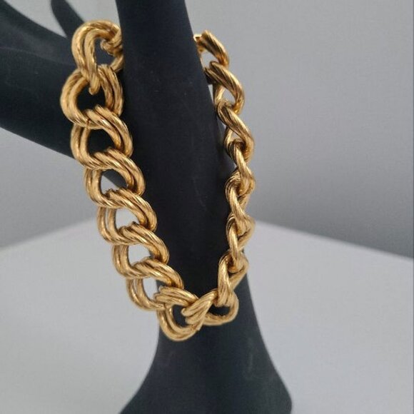 Heavy Matt Gold Bracelet - Picture 3 of 4